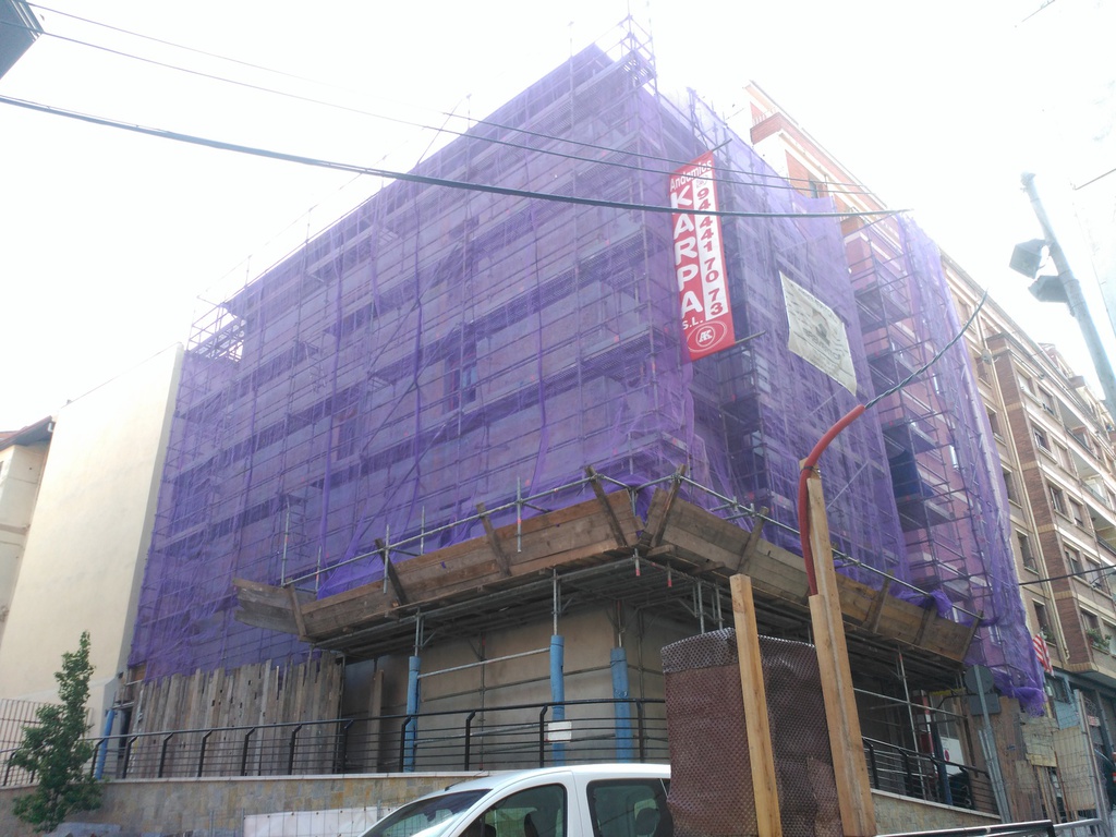 Reparación de desperfectos en comunidades de Basauri 3